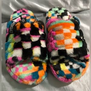 Men ugg slippers brand new men size 9